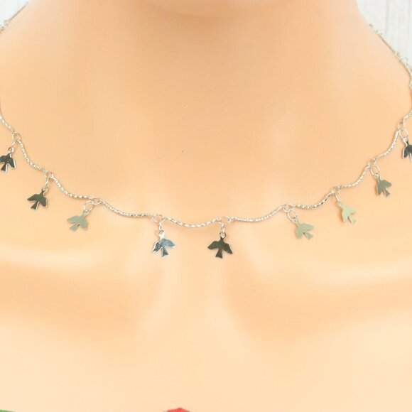 "Minimalist & Elegant Necklace Chain – Perfect for Women & Girls | UNVRC1030 - Picture 5 of 10